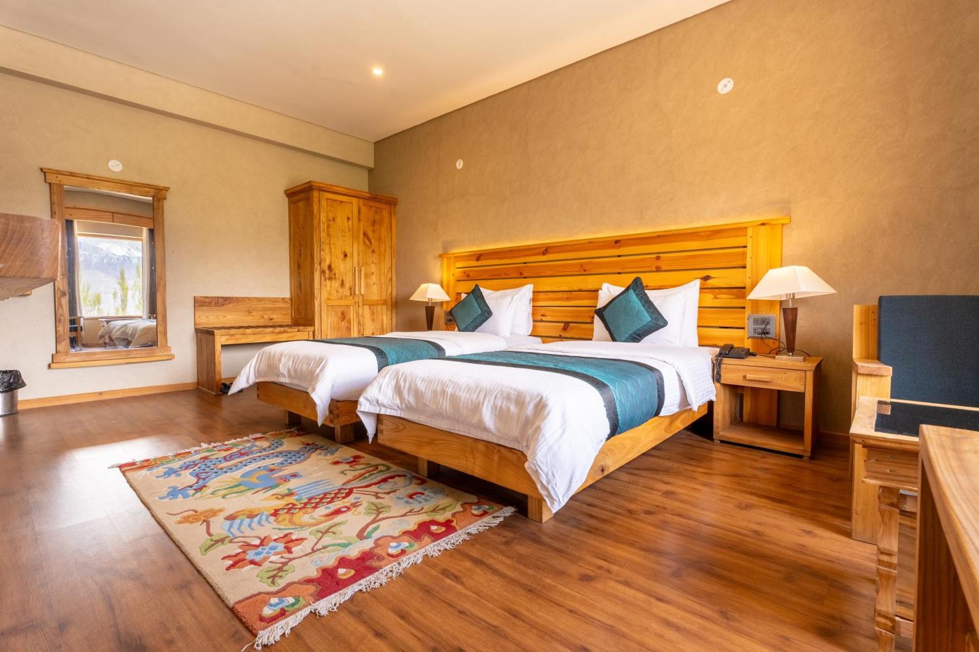 The Saraha Otel Leh Dış mekan fotoğraf