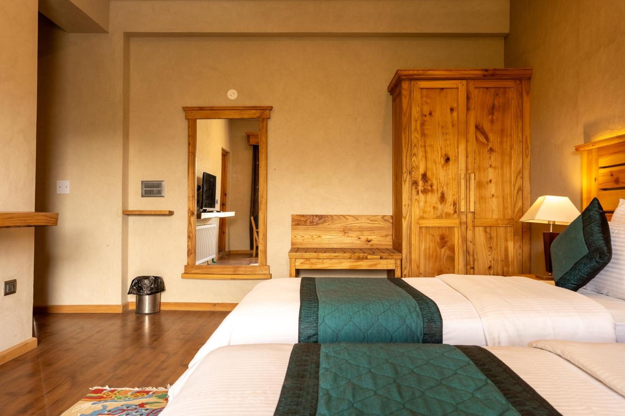 The Saraha Otel Leh Dış mekan fotoğraf