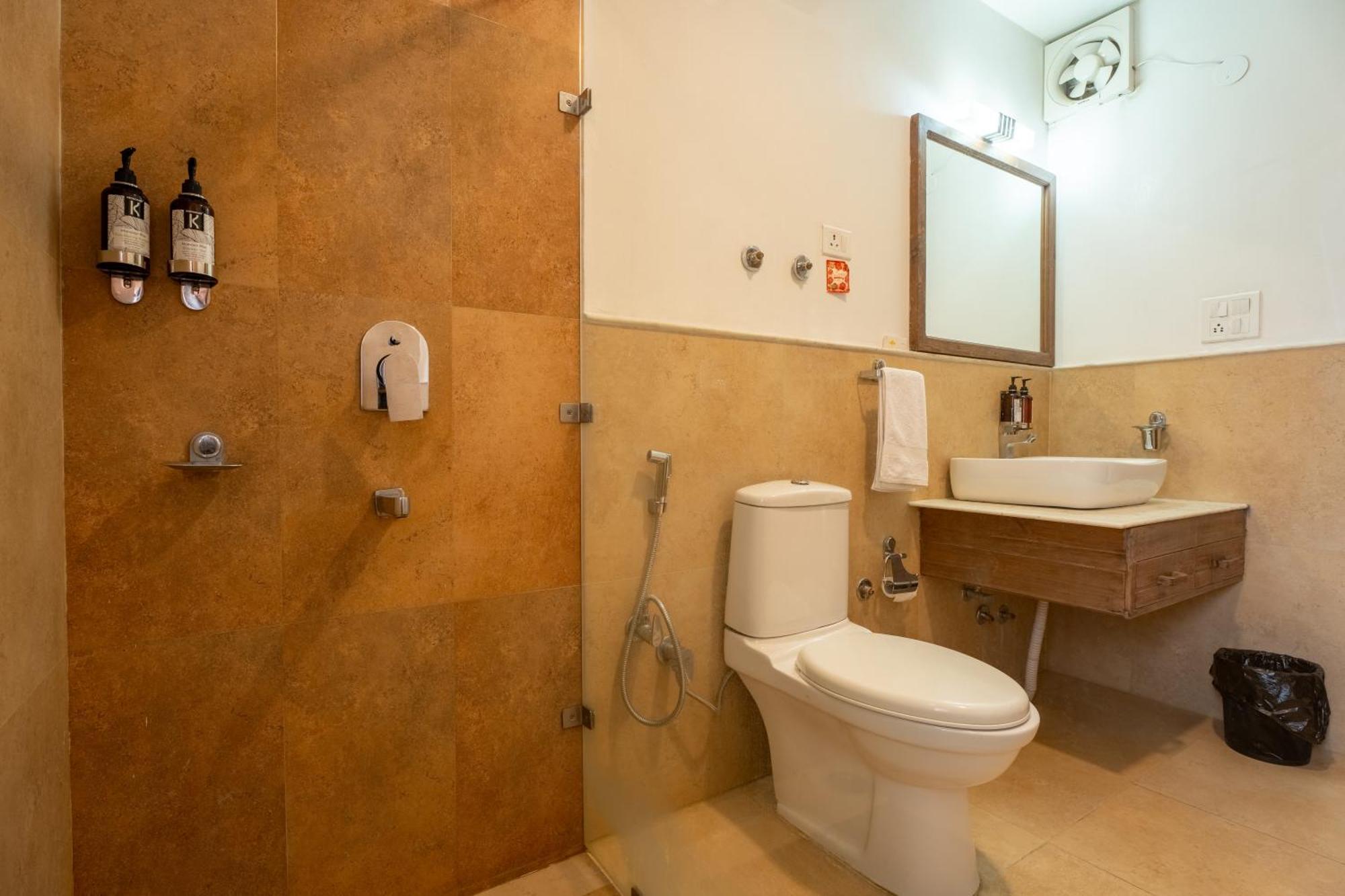 The Saraha Otel Leh Dış mekan fotoğraf