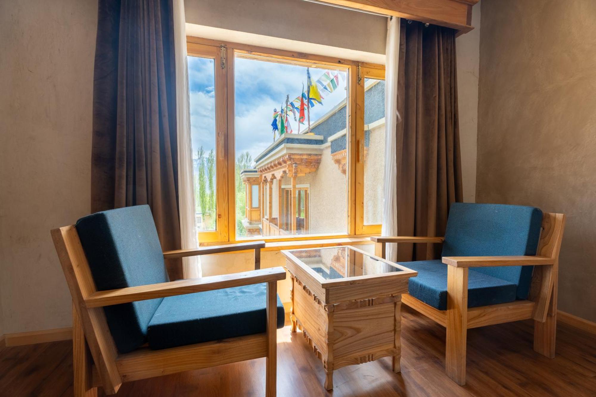 The Saraha Otel Leh Dış mekan fotoğraf