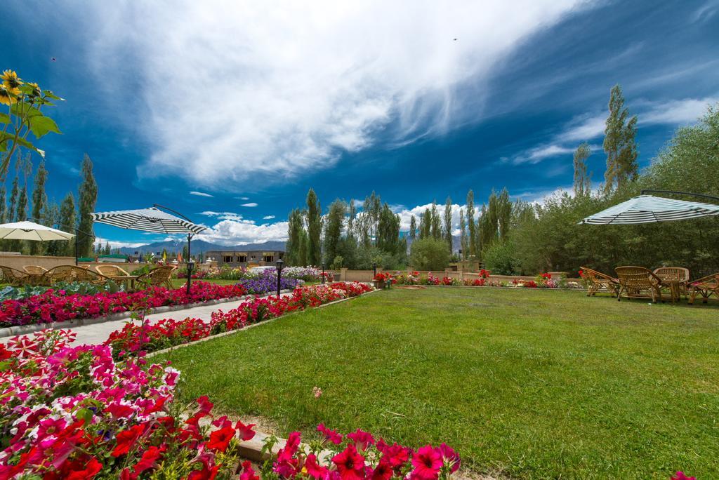 The Saraha Otel Leh Dış mekan fotoğraf